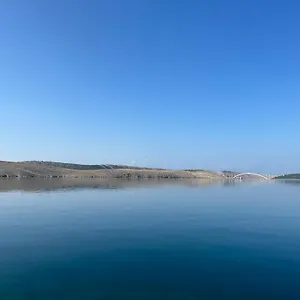https://apartmani-smokovo.primorje-gorskikotar.com